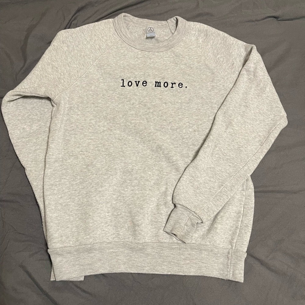 Heather grey crewneck